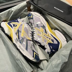 Balenciaga runner sneaker yellow blue white grey size 11